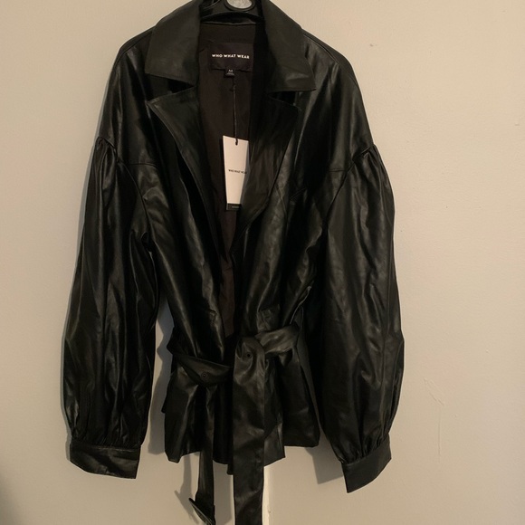 HP!! 🎉NWT Who What Wear Faux leather belted blazer - Picture 2 of 4